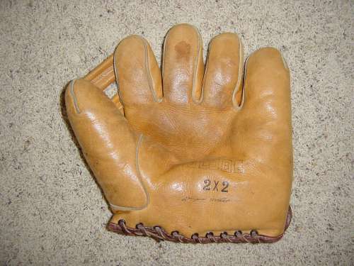 Dixie Walker Globe 2X2 Front